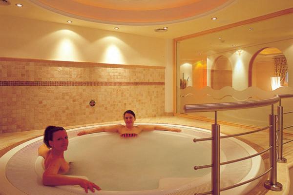 Hotel San Leonardo バディーア エクステリア 写真